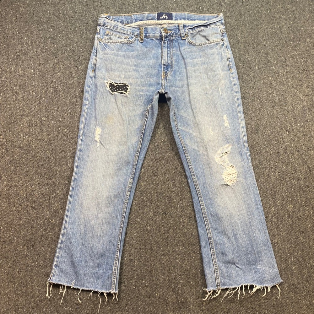 Authentic Icon Distressed Jeans Sz 34 Mens Blue Grunge Star Patch Studded‎ Denim